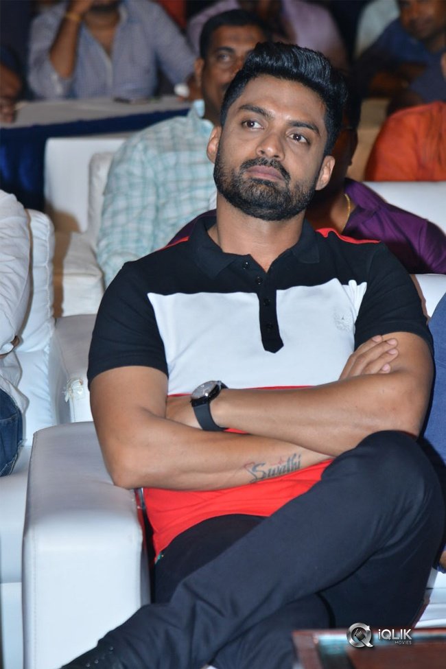 Naa-Nuvve-Pre-Release-Function-Photos